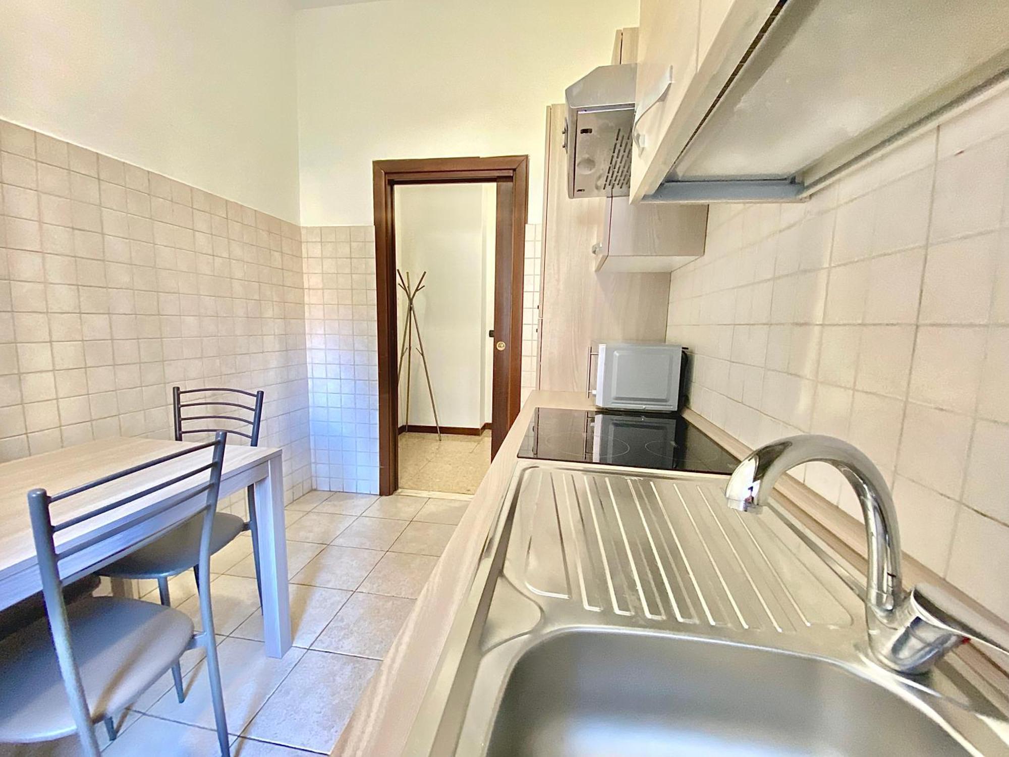 Navigli Style, Tra Metropolitana Famagosta, Comfort E Modernita Apartamento Milão Exterior foto